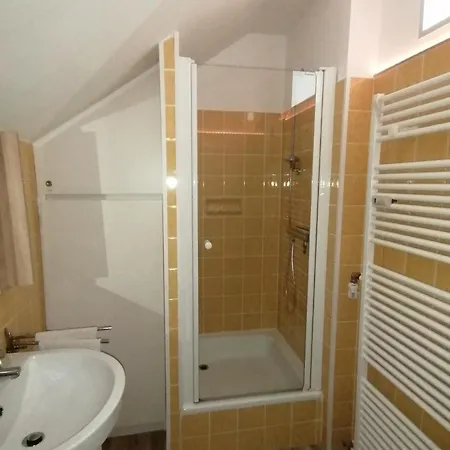 Astenrefugio Apartment *